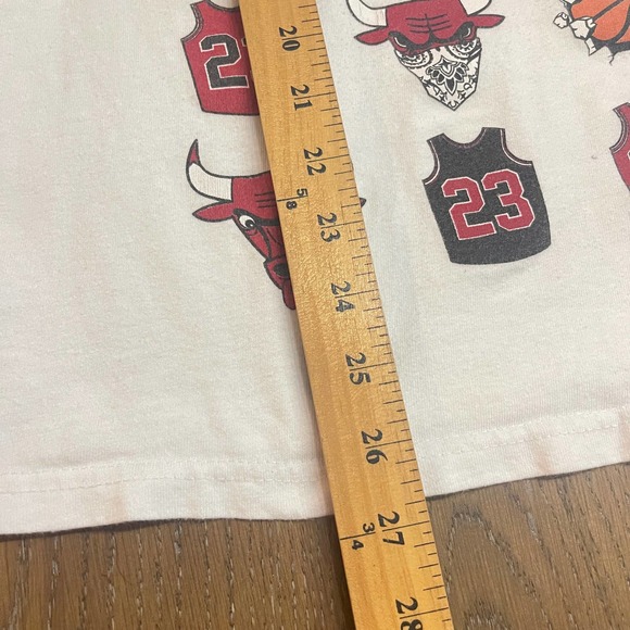 Tee Tree Chicago Bulls Shirt Mens Medium White Red Jersey Logo Basketball - Picture 6 of 8